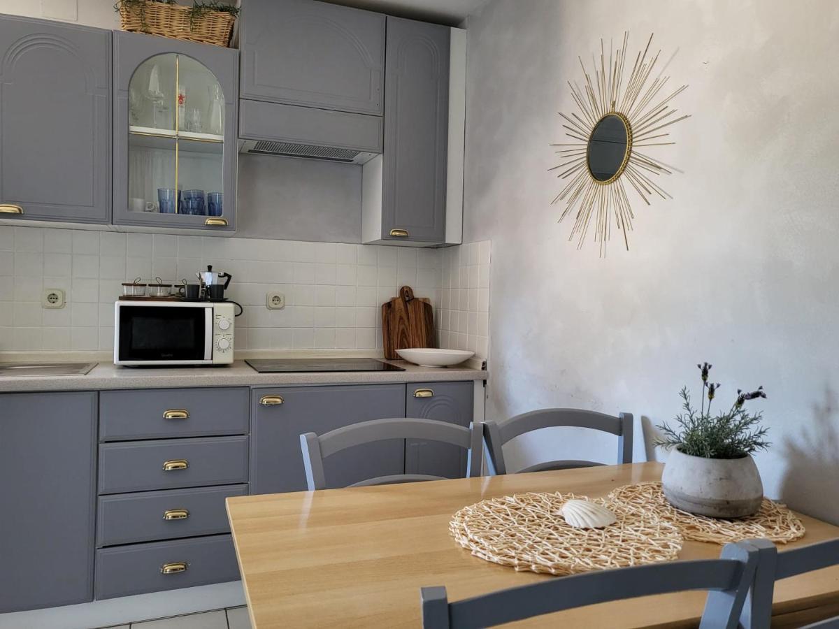 Apartments Grgic Нивице Екстериор снимка